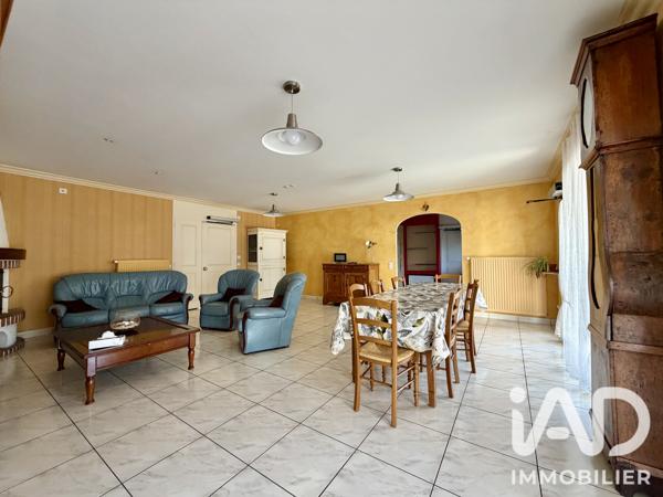 Maison à vendre 7 pièces 181,67 m² Montaigu-Vendée