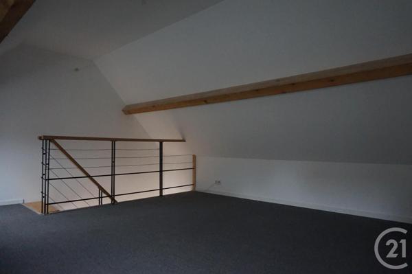 Maison à vendre  12 pièces - 240 m2 CHANTELLE - 03