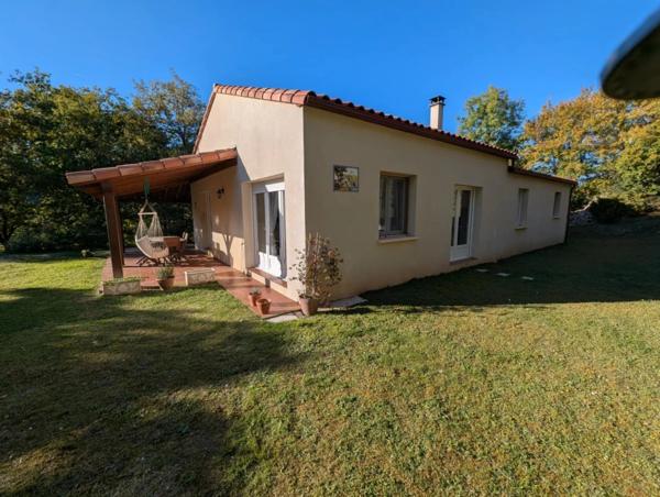 Vente                                                      Maison
                        
                     4 pièces                      122 m2                     à Gourdon