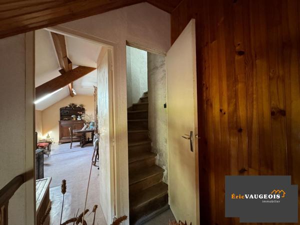 Coulommiers (77120) Maison 123m², Terrain 1600m², Garages à Jouy-sur-Morin