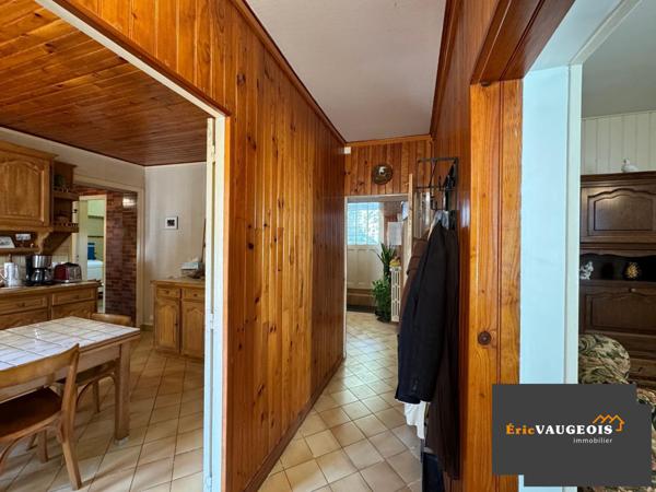 Coulommiers (77120) Maison 123m², Terrain 1600m², Garages à Jouy-sur-Morin