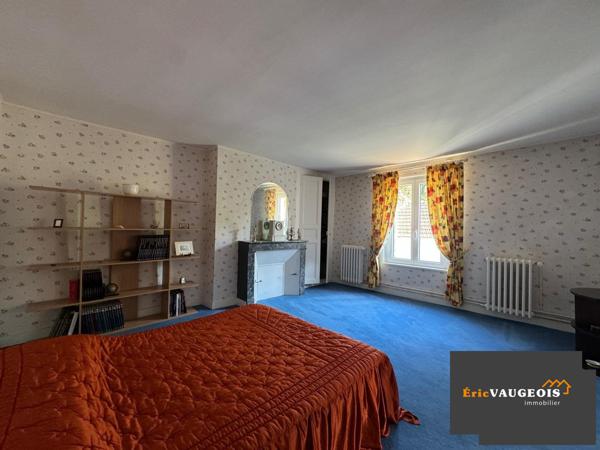 Coulommiers (77120) Maison 123m², Terrain 1600m², Garages à Jouy-sur-Morin