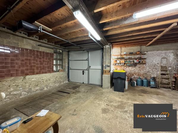 Coulommiers (77120) Maison 123m², Terrain 1600m², Garages à Jouy-sur-Morin