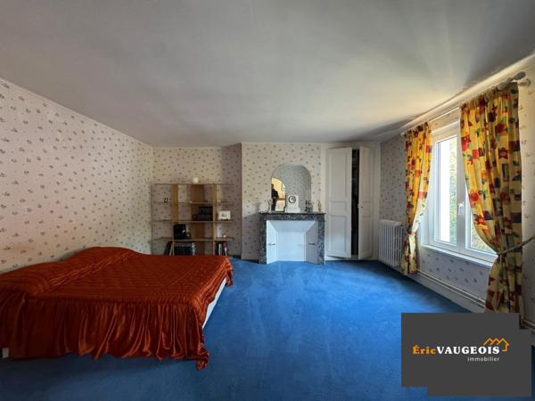 Coulommiers (77120) Maison 123m², Terrain 1600m², Garages à Jouy-sur-Morin