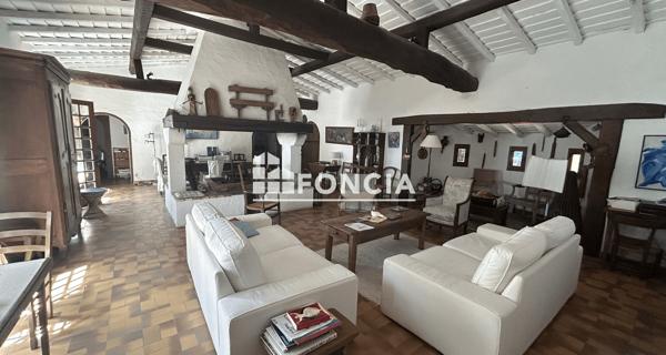 À vendre Maison 10 pièces 240 m² - L'épine 85740