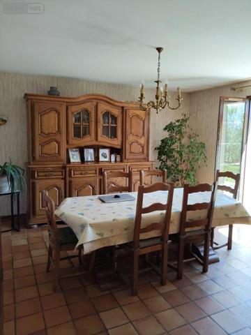 Maison à vendre à La Guierche dans la Sarthe (72380), ref : 72125-63