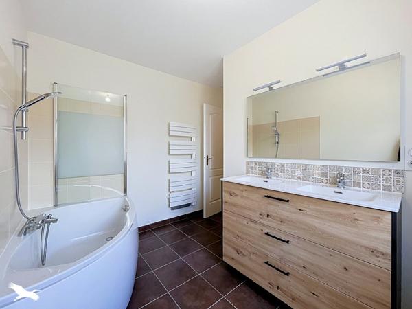 Maison 265 500 € Fléac 4 p 118 m² DPE B