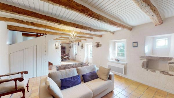 Propriete à vendre 6 pièces proche de ESQUIBIEN (29)