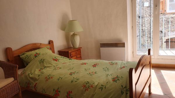Maison Les Mees proche A51 Alpes de Haute Provence