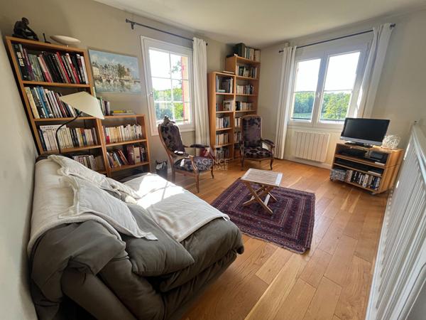 Maison Cergy 7 pièce(s) 187 m2 €645 000 ** - Référence 10989