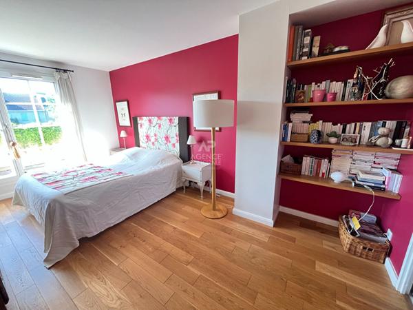 Maison Cergy 7 pièce(s) 187 m2 €645 000 ** - Référence 10989