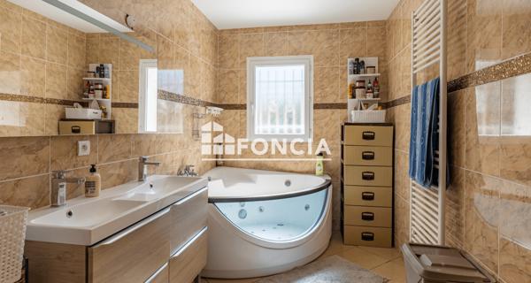 À vendre Maison 8 pièces 150 m² - Firminy 42700