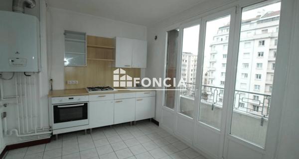 Location Appartement 2 pièces 56.38 m² - Grenoble 38000