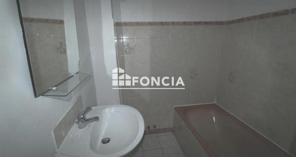 Location Appartement 2 pièces 56.38 m² - Grenoble 38000