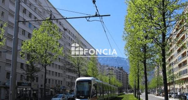 Location Appartement 2 pièces 56.38 m² - Grenoble 38000
