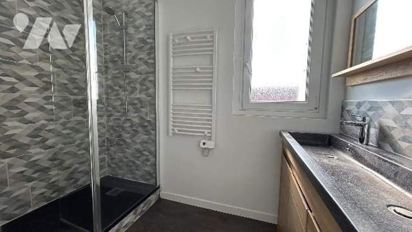 Maison 2 CHAMBRES, TERRAIN