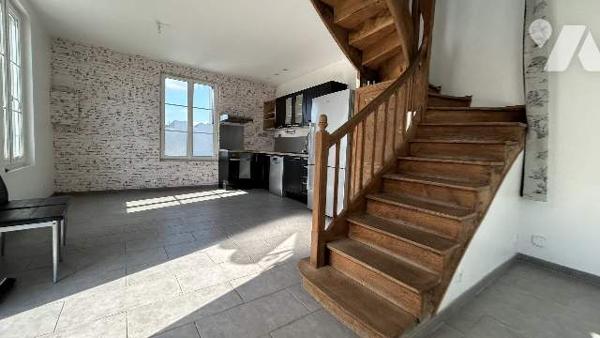 Maison 2 CHAMBRES, TERRAIN