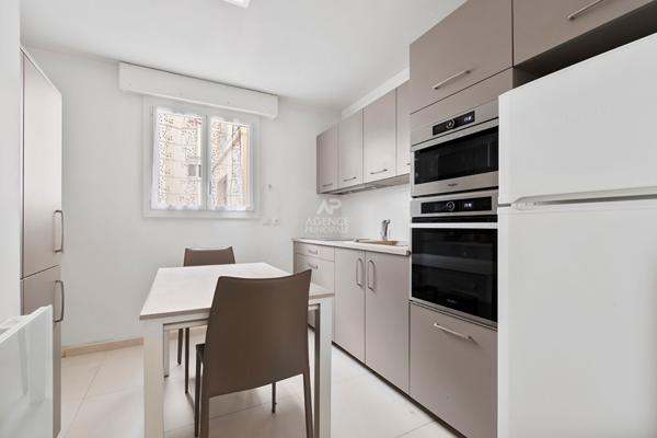 Appartement 5 pièces, 95.34m², Hyper centre €728 000 ** - Référence 17015