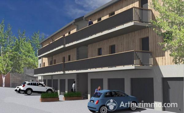 Vente                                                      Appartement
                        
                     3 pièces                      43 m2                     à Les Hôpitaux-Vieux