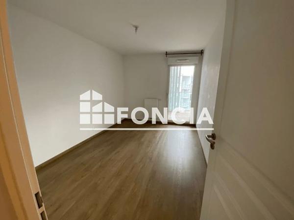 Location Appartement 3 pièces 68.67 m² - 12 COURS DU QUEBEC Bordeaux 33300