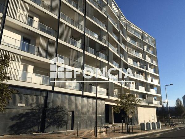 Location Appartement 3 pièces 68.67 m² - 12 COURS DU QUEBEC Bordeaux 33300
