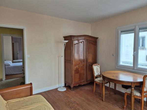 APPARTEMENT T2 - CENTRE-VILLE ROYAN