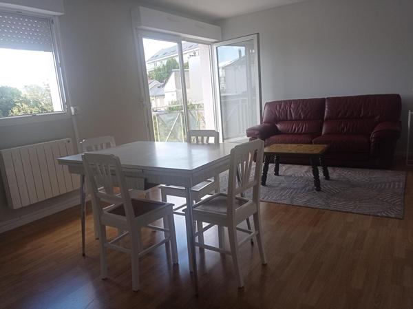 LOCATION TYPE 3 MEUBLE PROCHE CENTRE/CATHO, Angers 49000