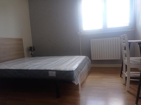LOCATION TYPE 3 MEUBLE PROCHE CENTRE/CATHO, Angers 49000