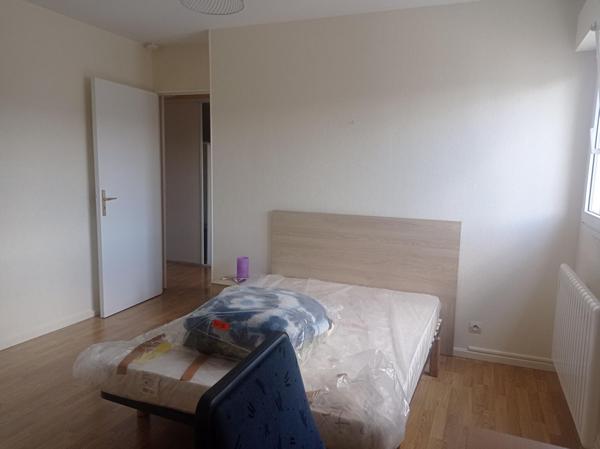 LOCATION TYPE 3 MEUBLE PROCHE CENTRE/CATHO, Angers 49000