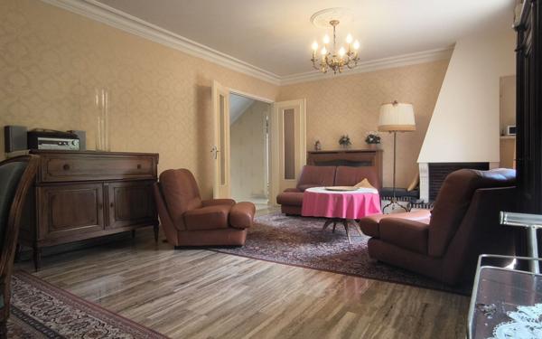 Maison à vendre    6 pièces •  Sainte-Geneviève-des-Bois