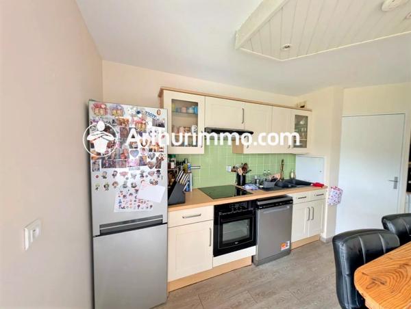 Vente                                                      Appartement
                        
                     4 pièces                      73 m2                     à Savigny-le-Temple