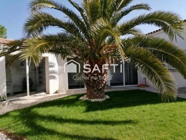 Maison avec dépendances