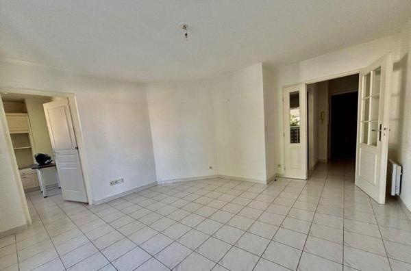 Appartement 3 pièces, 57m2 avec terrasse 10m2, garage