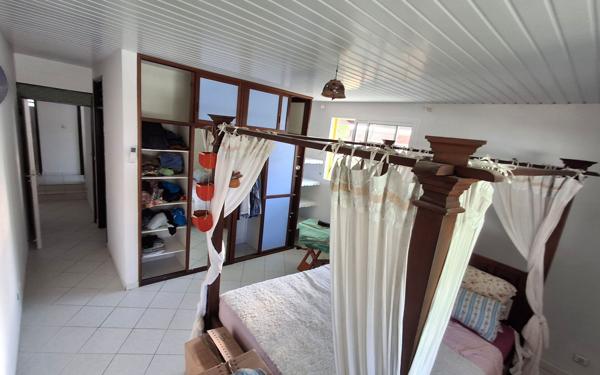 Maison à vendre    5 pièces • 143 m2 Remire-Montjoly