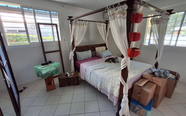 Maison à vendre    5 pièces • 143 m2 Remire-Montjoly