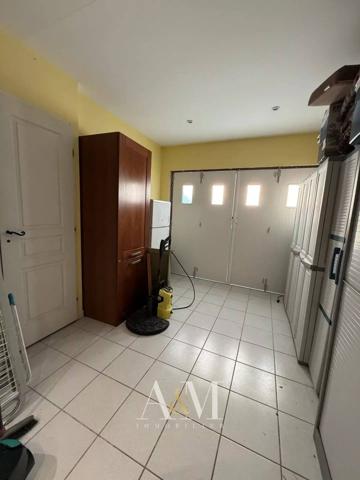 Villa plain-pied T4 + garage + sous-sol