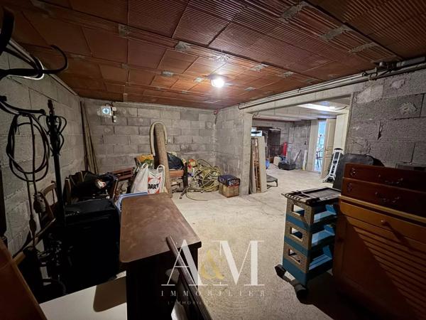 Villa plain-pied T4 + garage + sous-sol