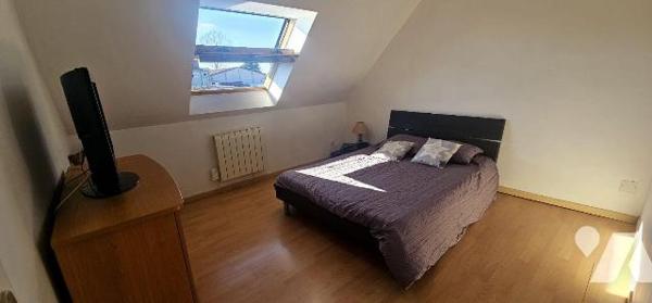 PETITE-SYNTHE MAISON individuelle de construction récente, très lumineuse comprenant :
RDC : E...