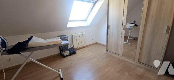 PETITE-SYNTHE MAISON individuelle de construction récente, très lumineuse comprenant :
RDC : E...