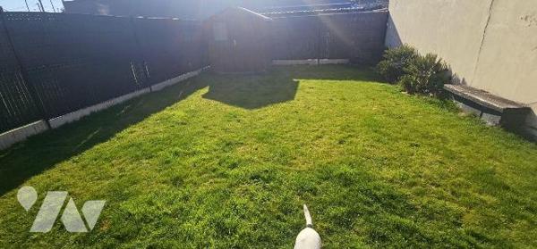 PETITE-SYNTHE MAISON individuelle de construction récente, très lumineuse comprenant :
RDC : E...