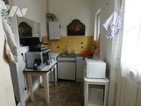 ORBEC. PROPRIETE de CARACTERE au coeur de la ville