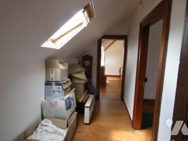 ORBEC. PROPRIETE de CARACTERE au coeur de la ville