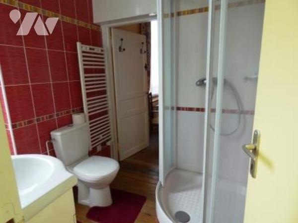 ORBEC. PROPRIETE de CARACTERE au coeur de la ville