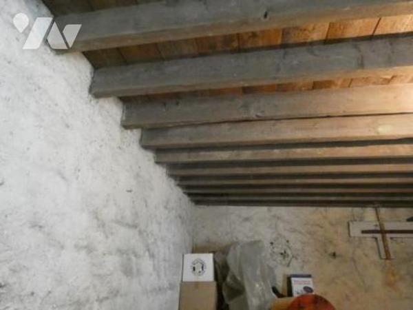 ORBEC. PROPRIETE de CARACTERE au coeur de la ville