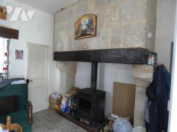 ORBEC. PROPRIETE de CARACTERE au coeur de la ville