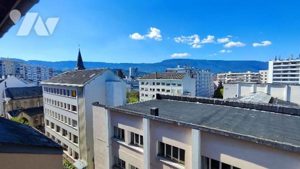 Appartement familial en dernier étage