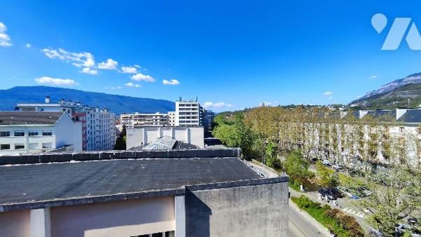 Appartement familial en dernier étage