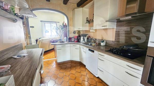 Maison 5 pièces – 100 m² – Terrasse et stationnement – Secteur ST Julien (13012 Marseille)