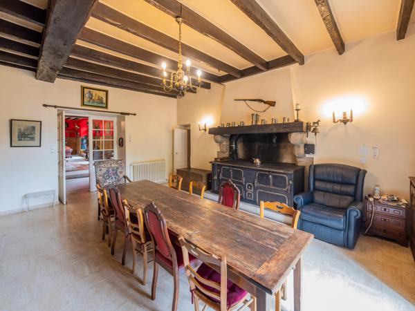 Chateau à vendre à Geay (79330) - Deux-Sèvres