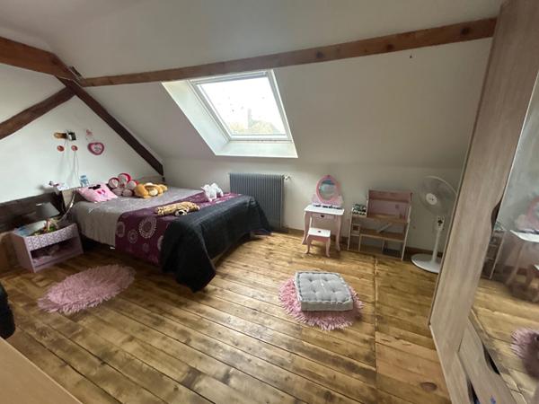 Longère de caractère à Saint-germain-du-plain de 195 m² avec grand terrain